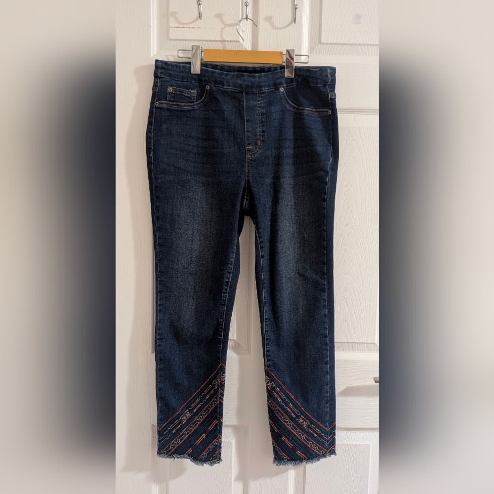 Tribal Jeans Women 10 Blue Embroidered Raw Hem Rhinestone Boho Pull On Stretch